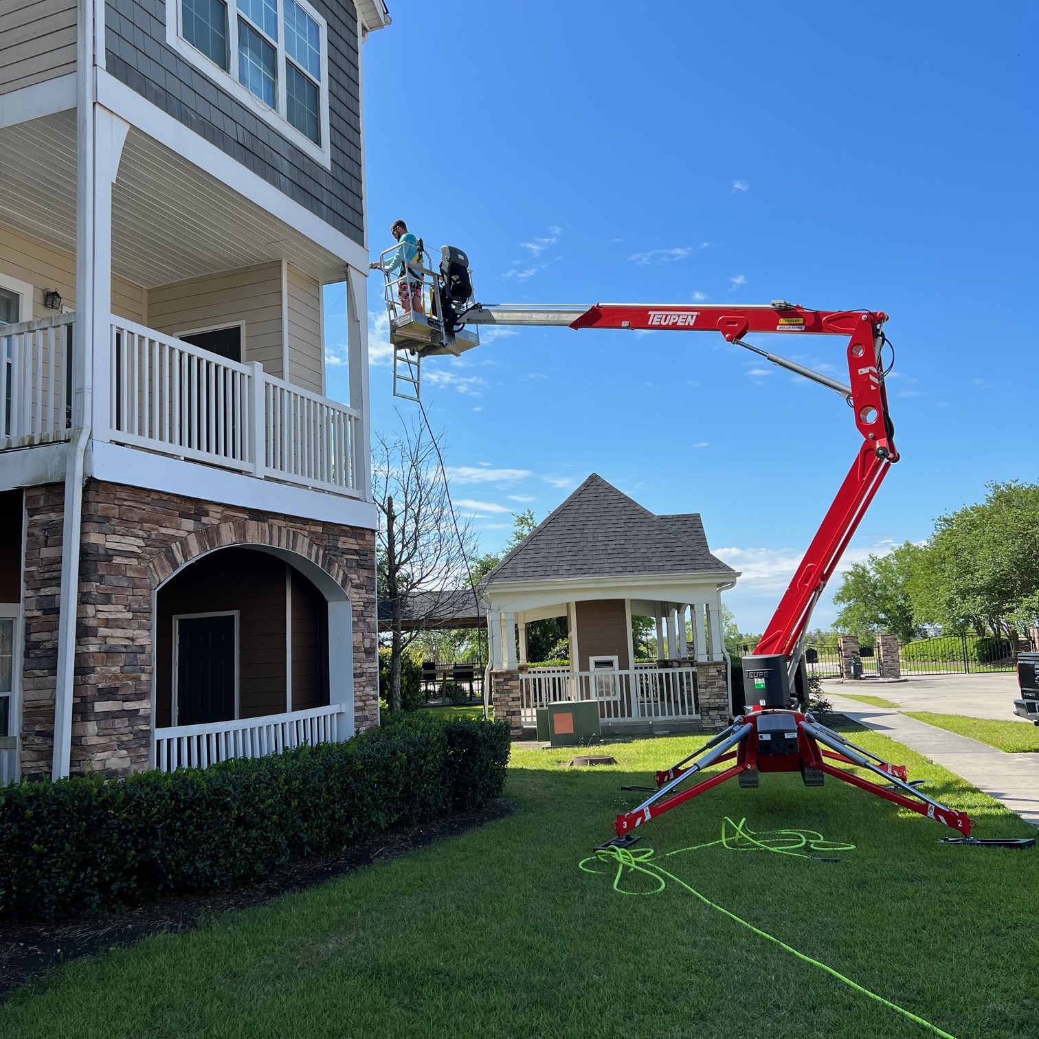 Apartment-Complex-Washing-in-Houma-LA 1