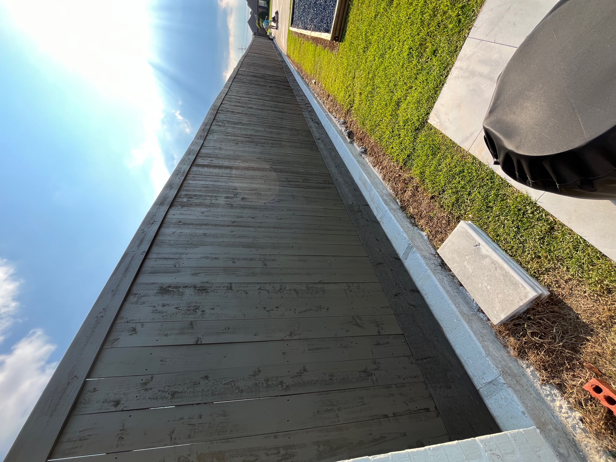 High quality fence cleaning/staining results in Thibodaux, Louisiana!